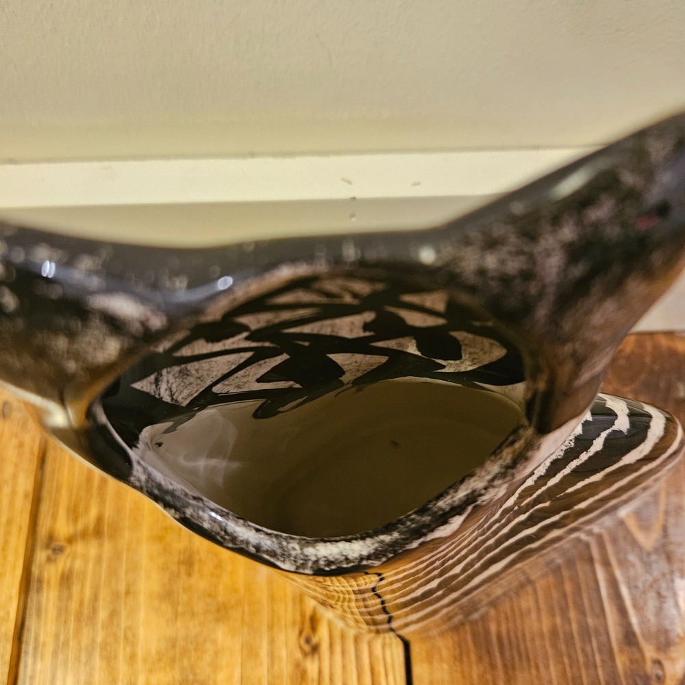 VINTAGE‎ Nina Lyman Black White Cat Tall Ceramic Vase 11" 2001 - Picture 12 of 12